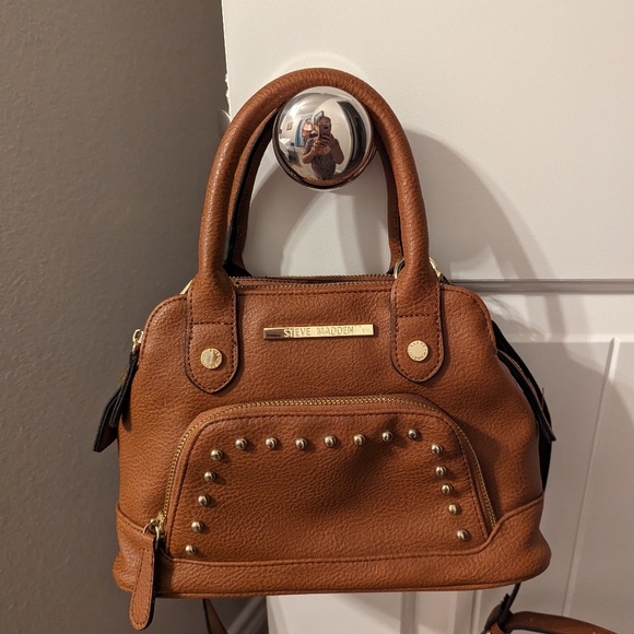 Purse - Picture 1 of 6